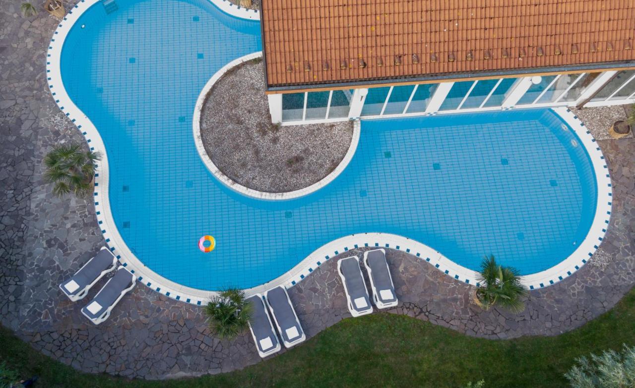 Aedenlife Hotel & Resort Ruegen Trent Bagian luar foto